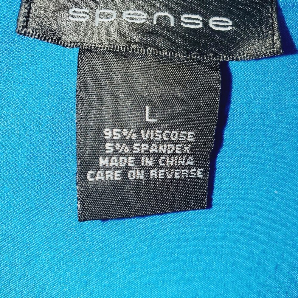 Dress - Picture 2 of 3